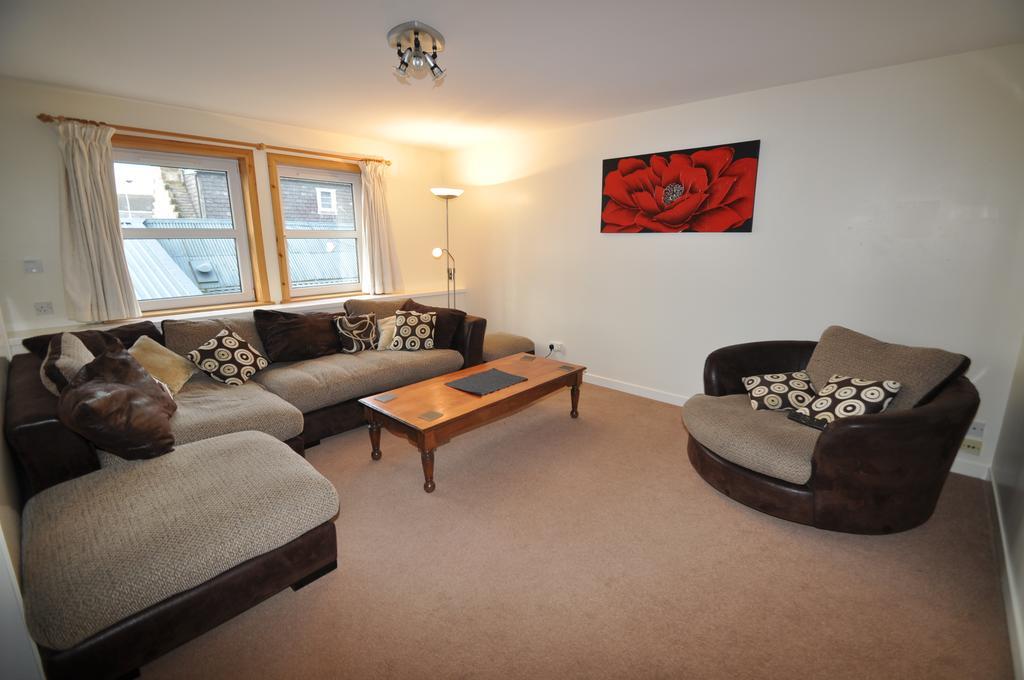 3 Varis Apartments Forres Exterior photo